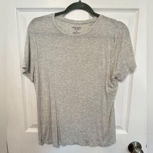 Nine West soft spun T shirt - lightweight - gray size L - layering t-shirt